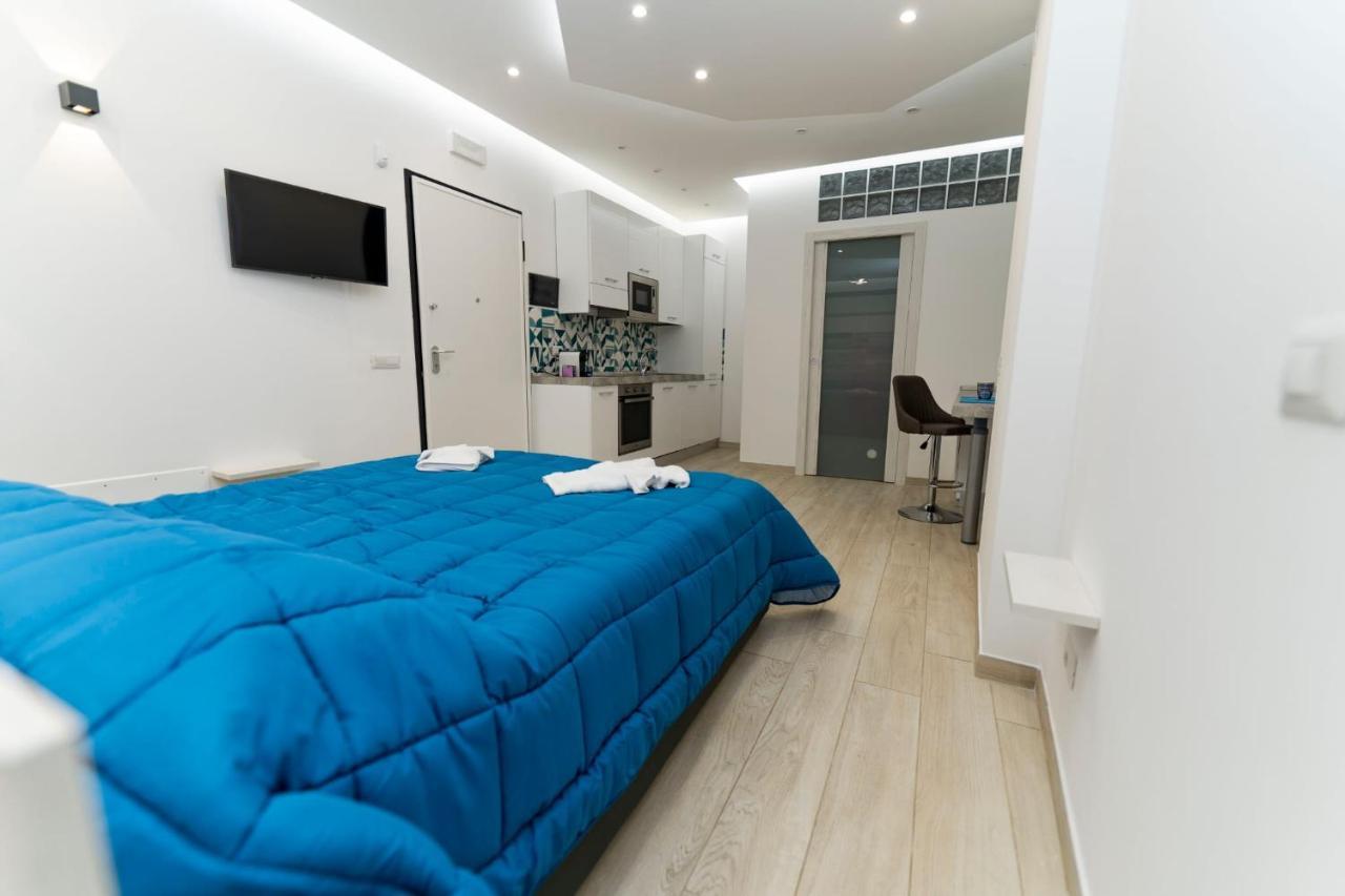 Luxurysuitepirandello Catania Exterior photo